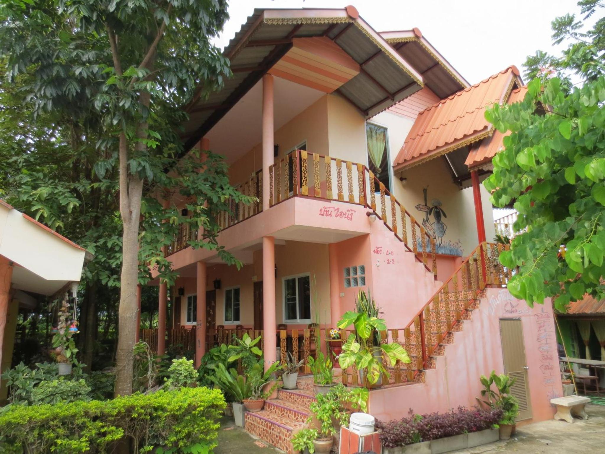 Baan Ton Nam Resort 6/61