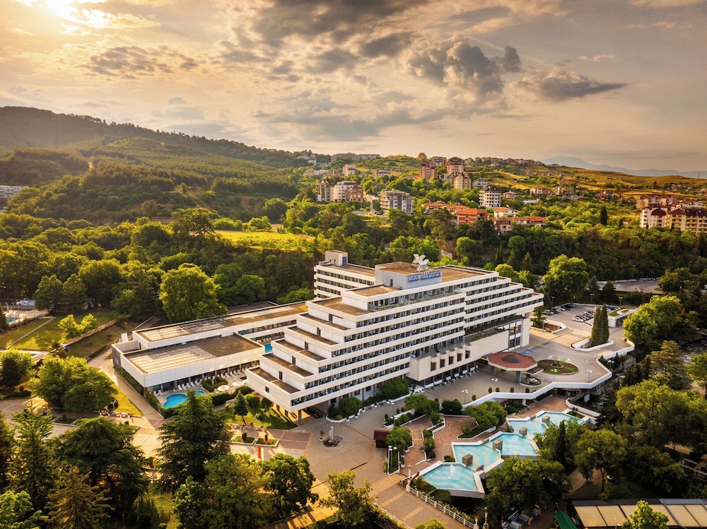 Interhotel Sandanski 4/48