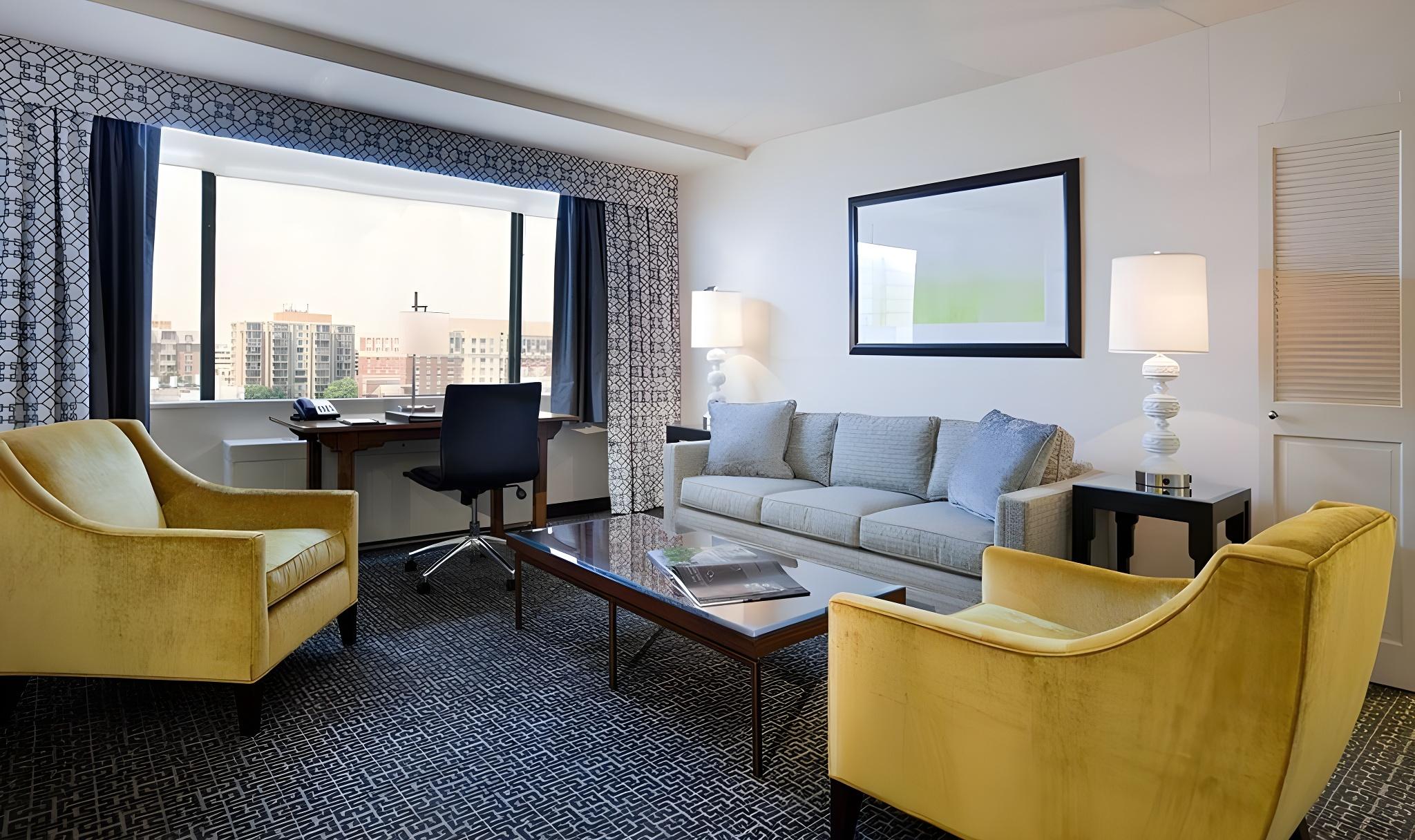 DELUXE, SUITE, ACCESSIBLE