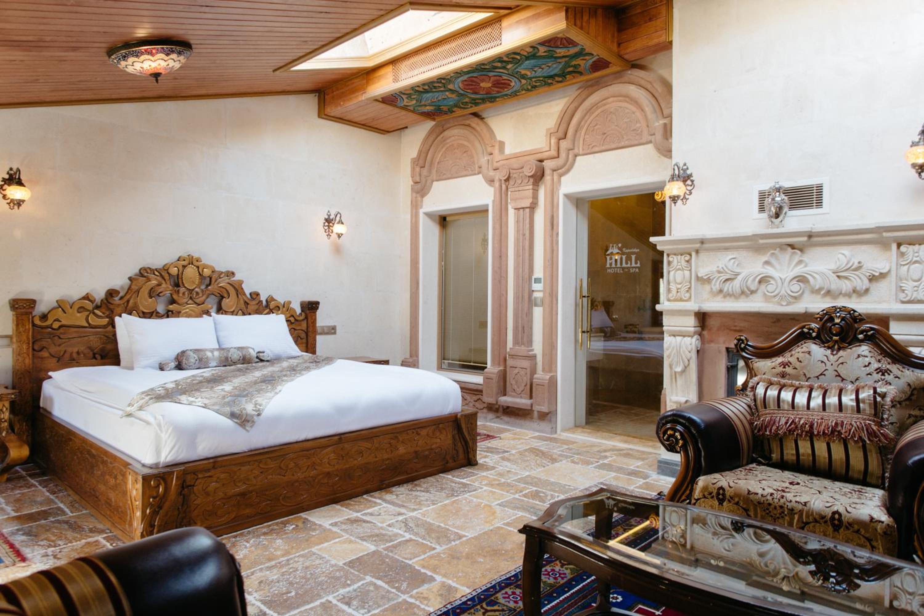 Sultan, Suite