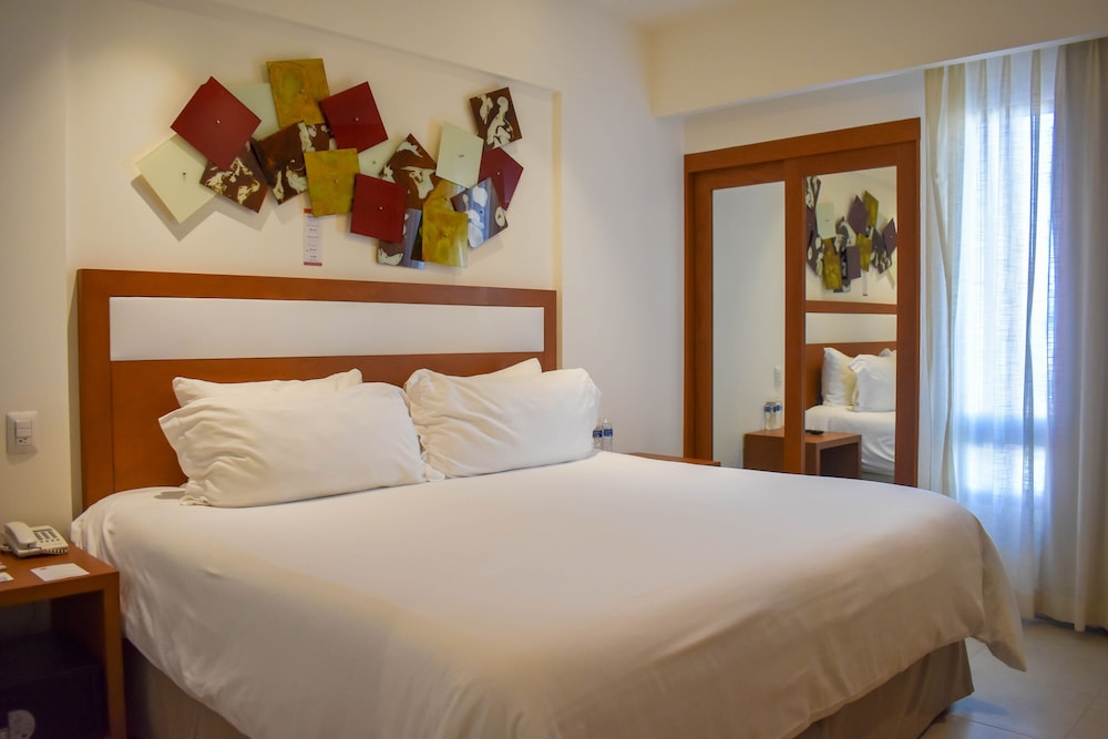 Ambiance Suites by Kavia 17/50
