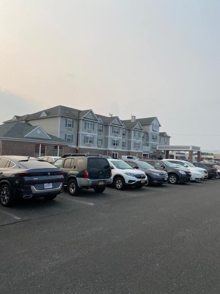 Best Western Plus Atlantic City West Extended Stay And Suites 32/45