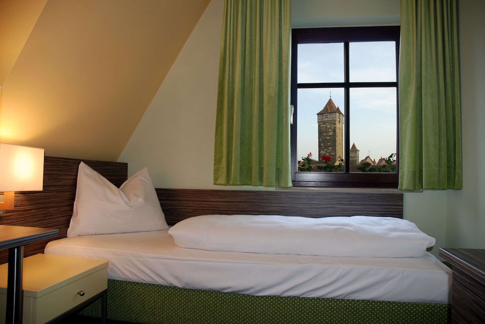 Prinzhotel Rothenburg 14/50