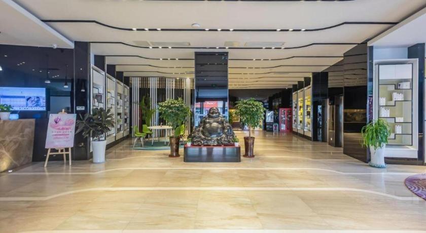 Lavande Hotel (Qingdao North Railway Station Siliu South Road) 14/49