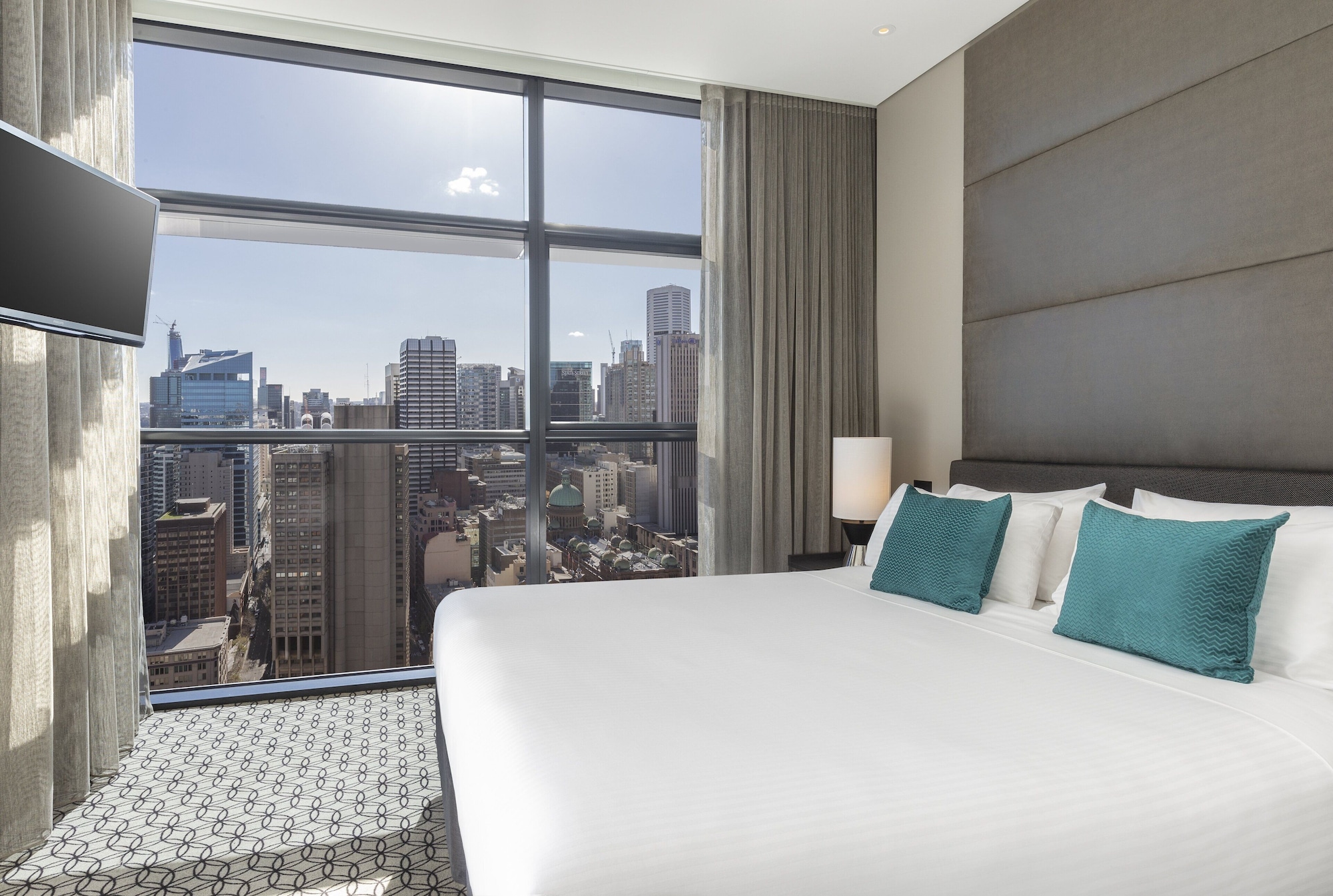 1 BEDROOM, DELUXE, APARTMENT