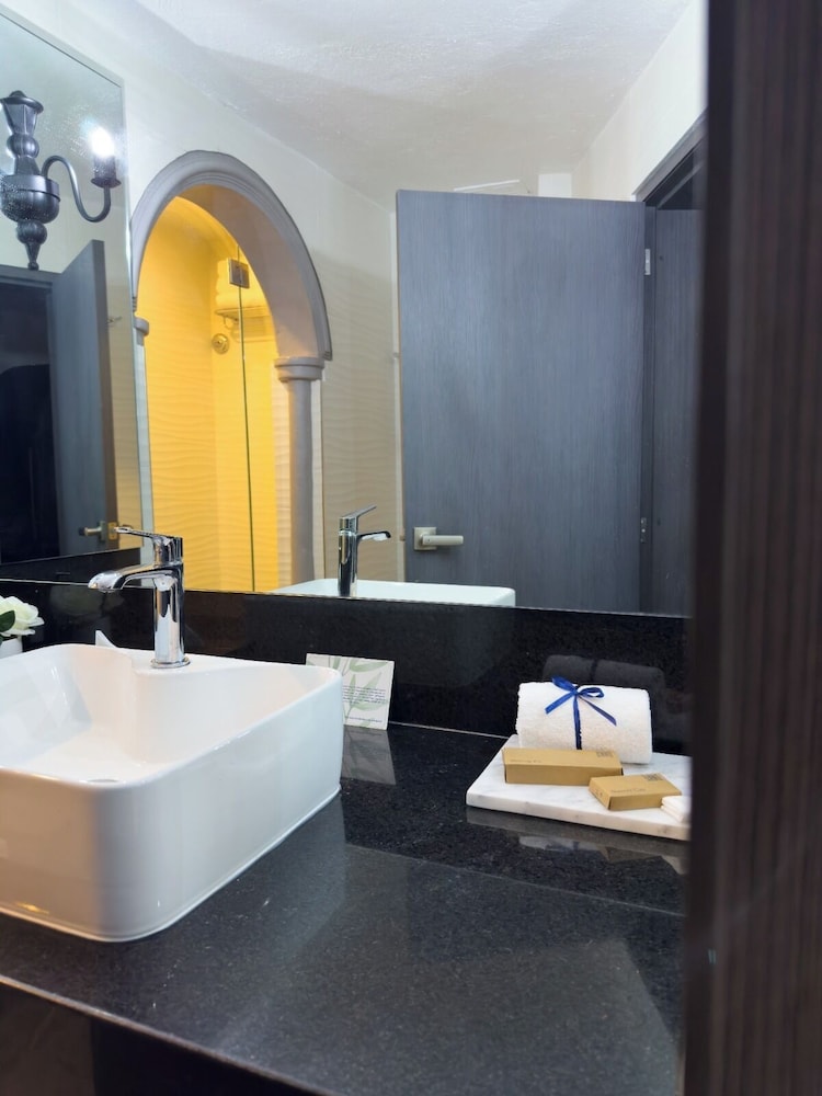 Hotel Spa Hacienda Baruk 77/79