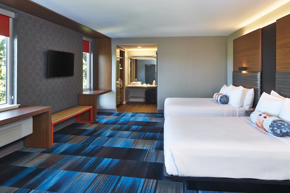 ALOFT SEATTLE REDMOND 11/52