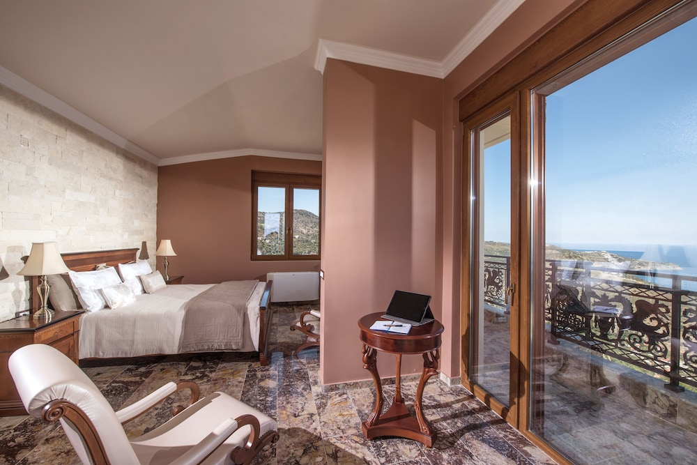 Bella Mare Villa 7/27