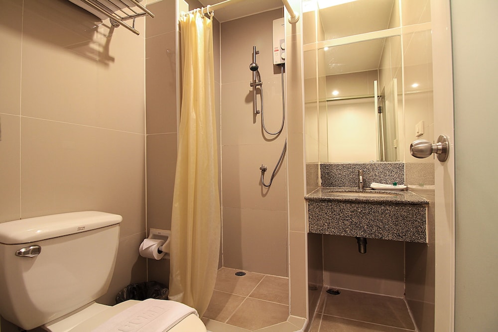 Ten Stars Hotel Pratunam 44/47