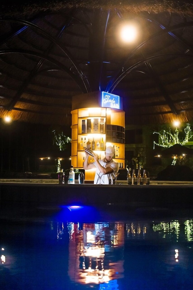Thung Nham Hotel & Resort 1/50