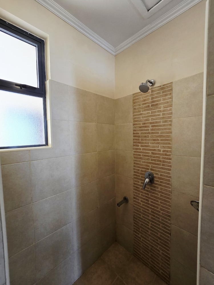 Vittoria Suites 35/50