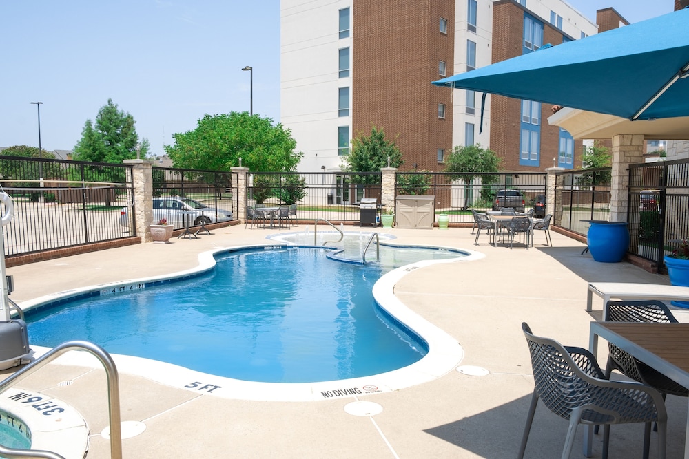 Hampton Inn And Suites Dallas Lewisville Vista Ridge Mall 7/71