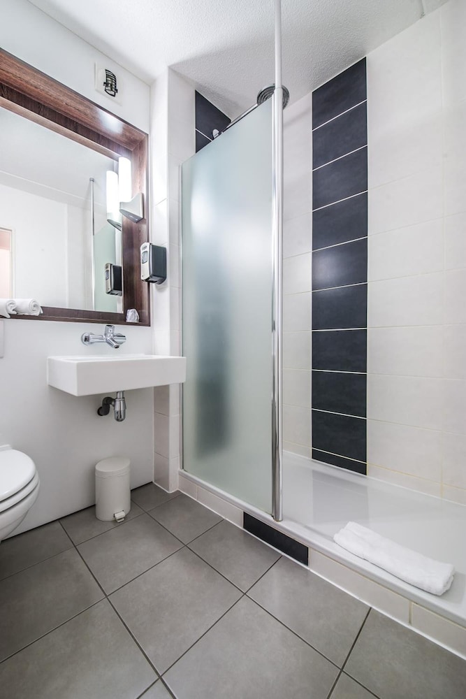 Mandarina Hotel Luxembourg Airport 38/39