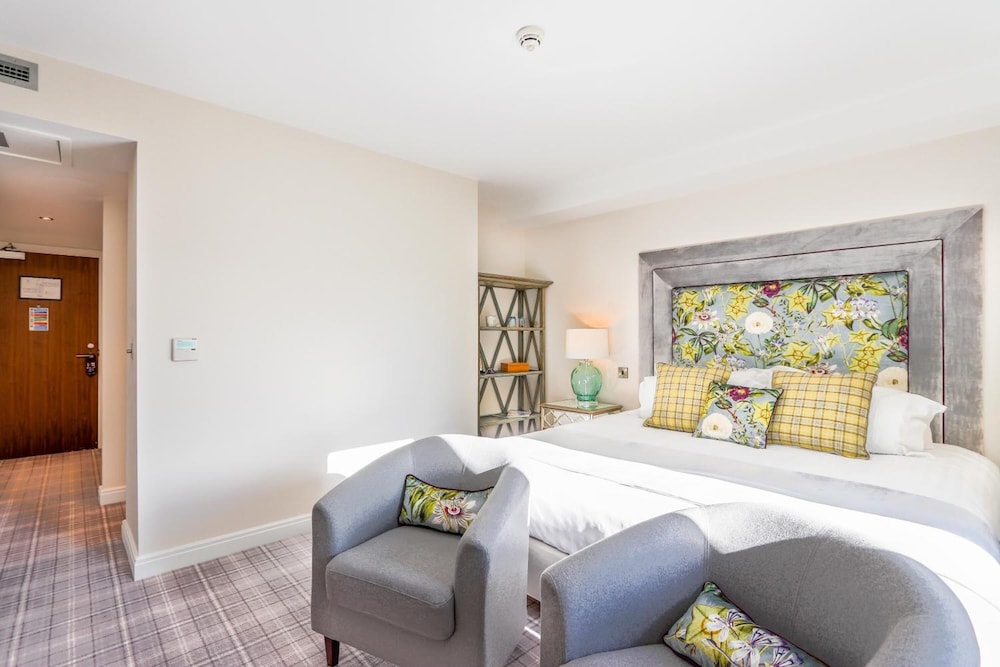 Peak Edge Hotel 22/65