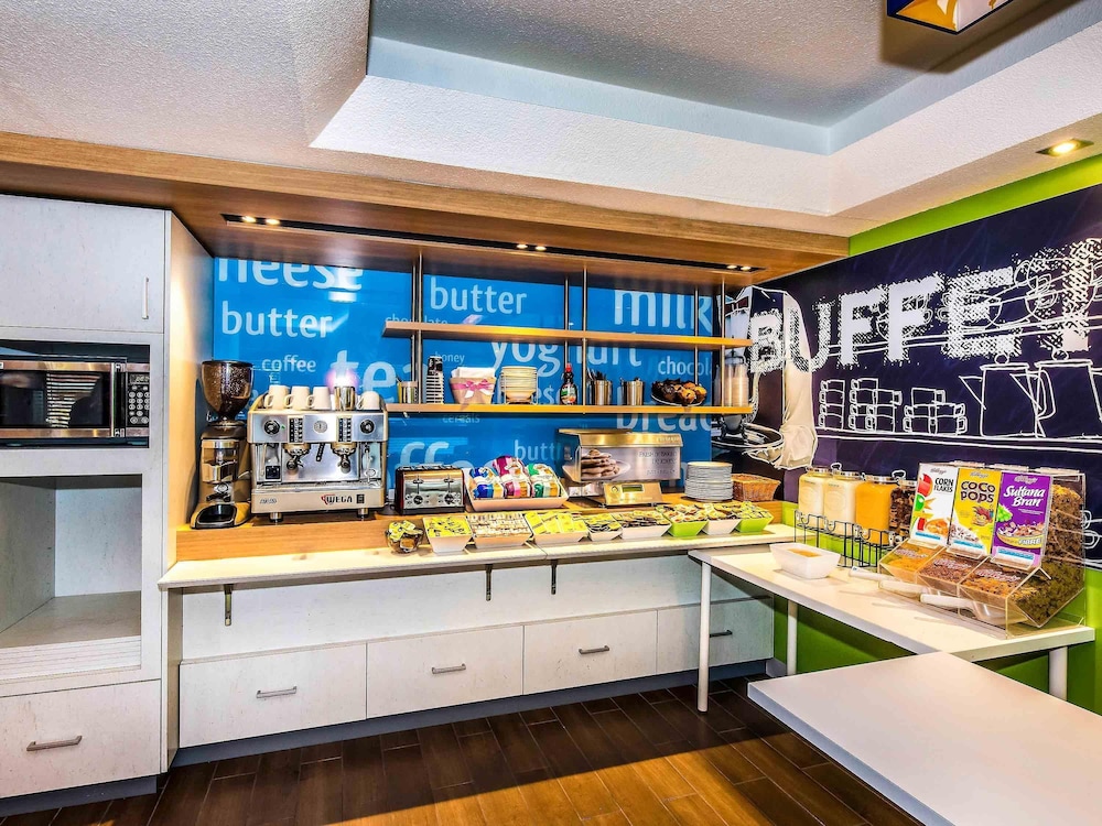Ibis Budget St Peters 48/54