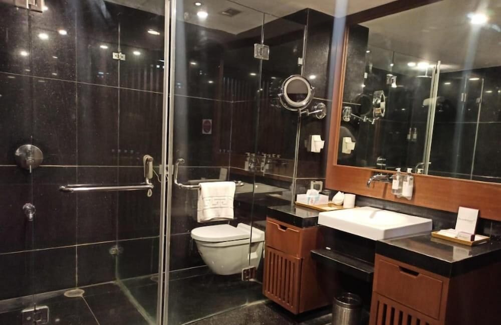 ROYAL ORCHID CENTRAL KIREETI 63/63