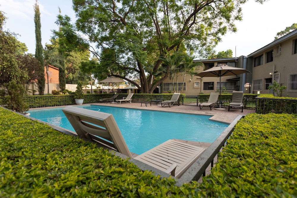 Fallsway Apartments Louden Court 18/24