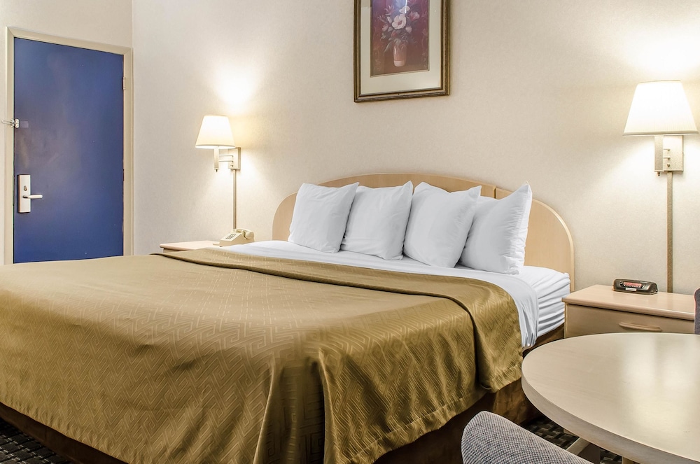Rodeway Inn State College 17/40