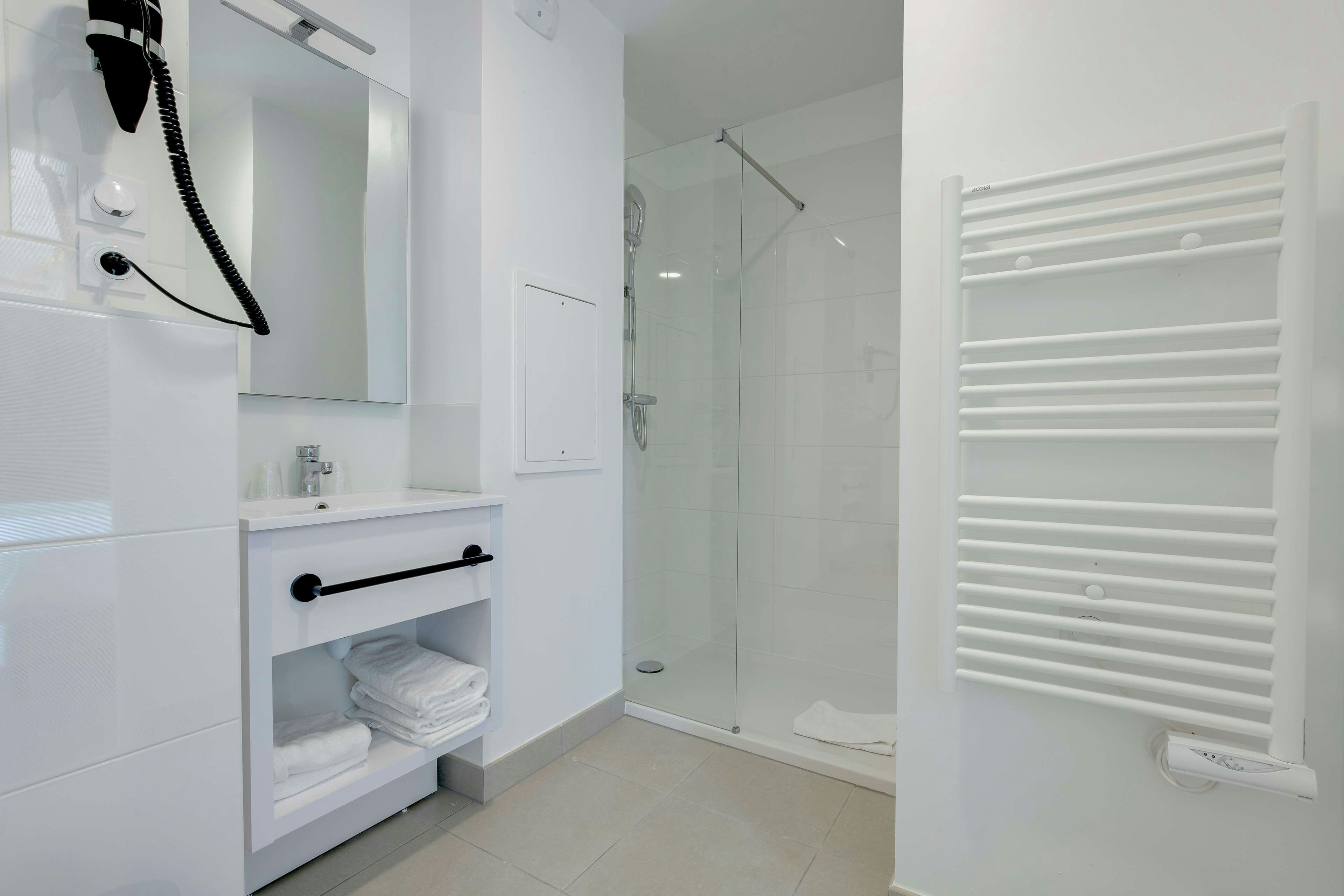 All Suites Appart Hotel Palaiseau - Massy TGV 41/41