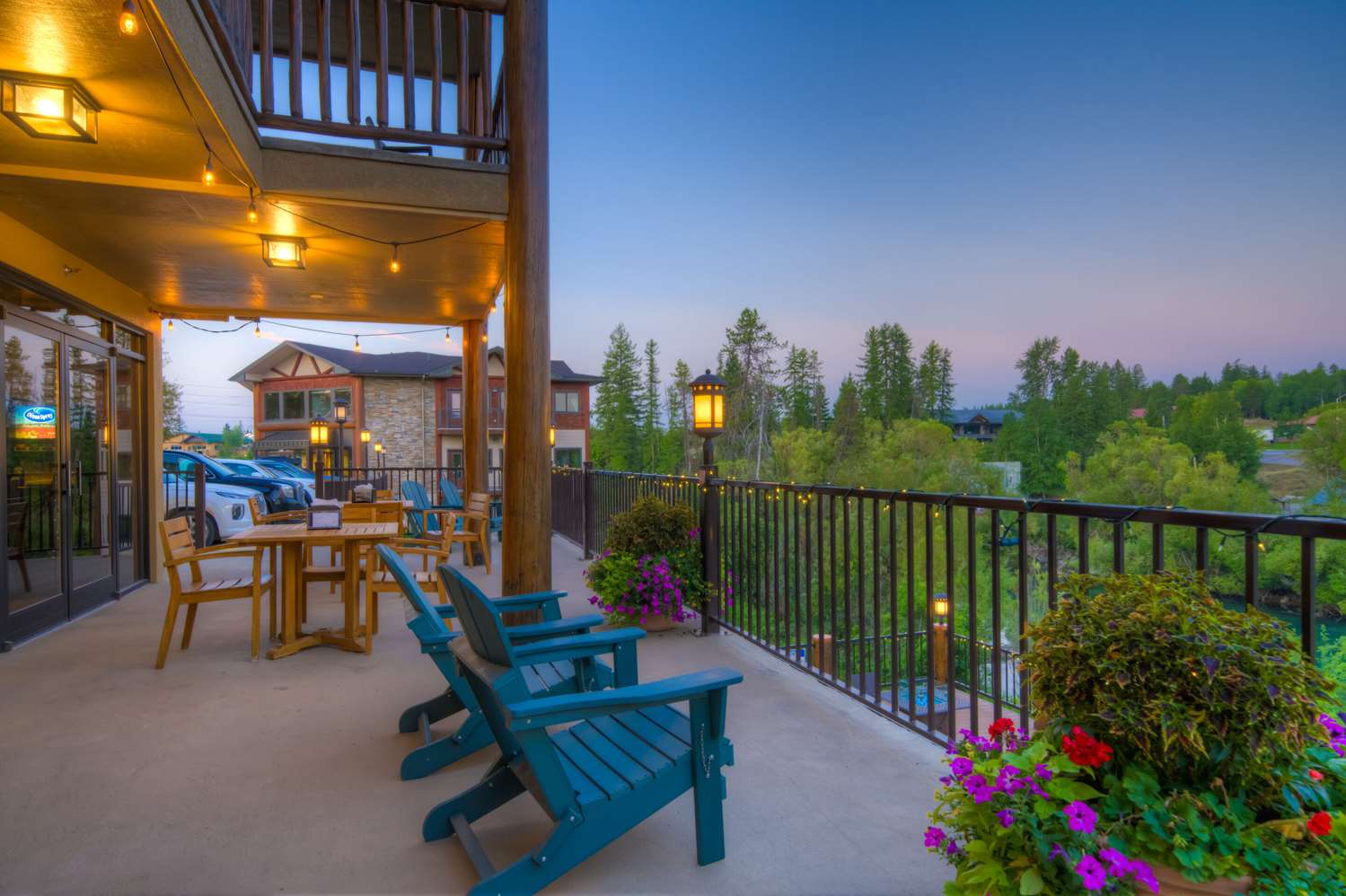 The Pine Lodge on Whitefish River 36/54