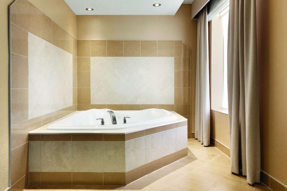 Hilton Garden Inn Niagara On The Lake 23/62