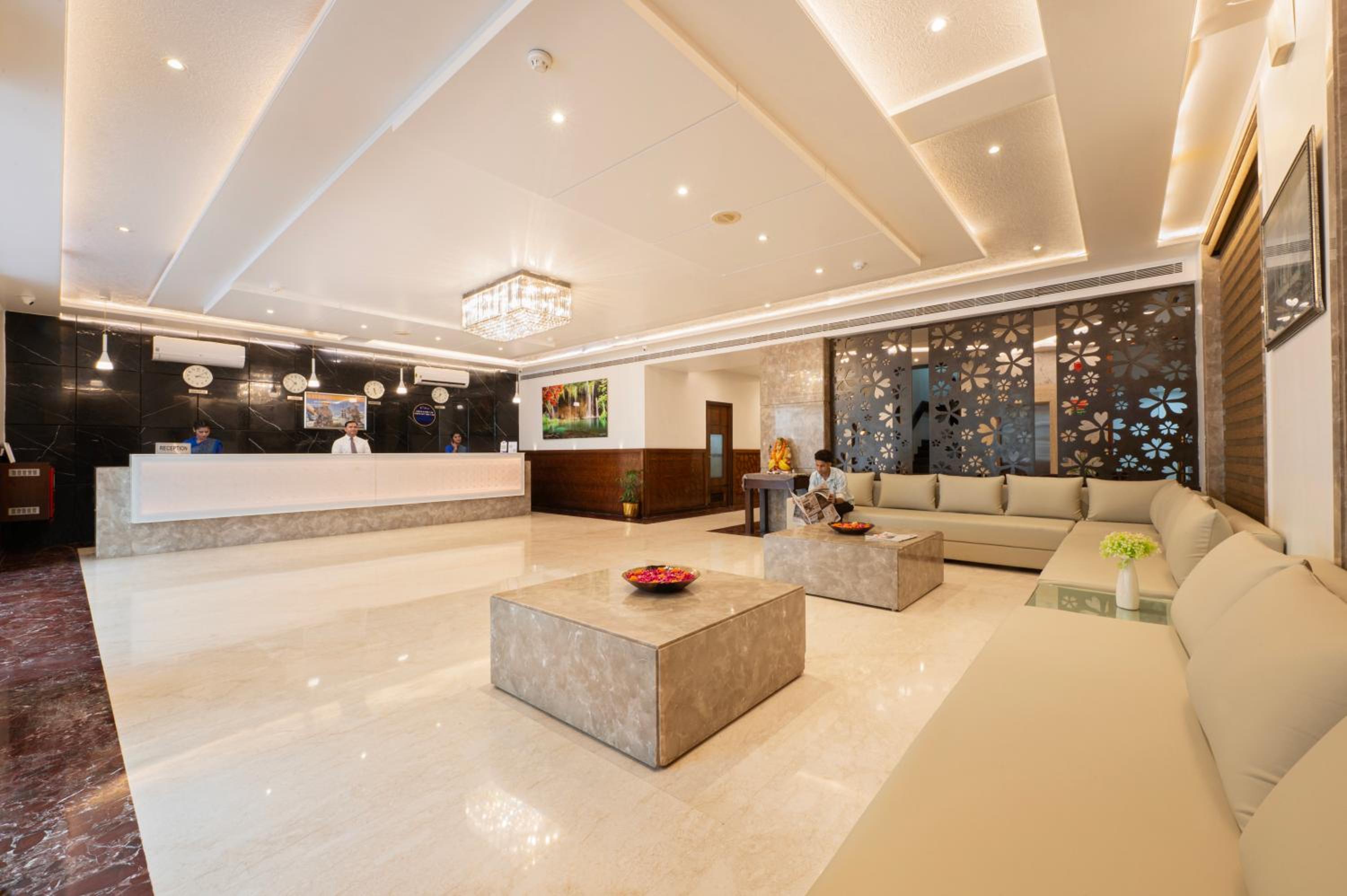 Taj Vilas 10/60