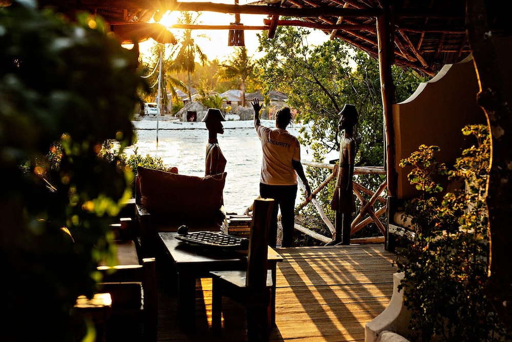 The Island Pongwe Lodge 34/59