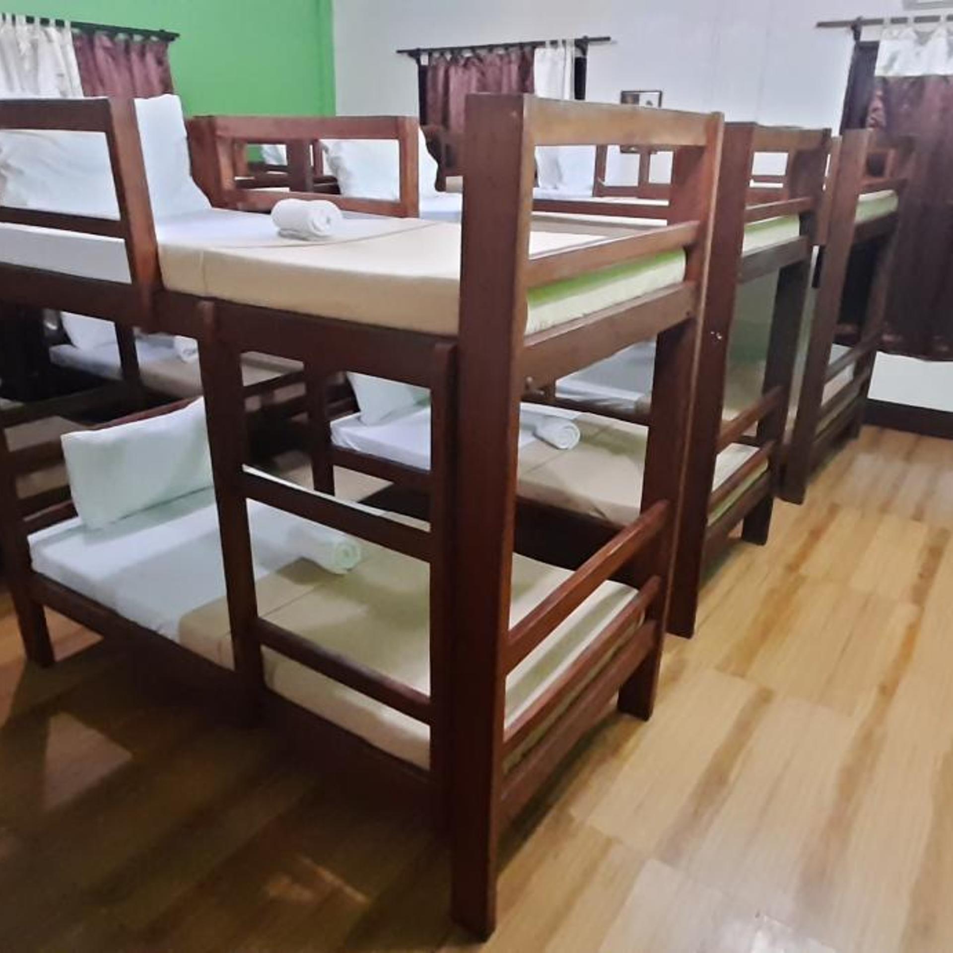 Zen Rooms Calle Crisologo Vigan 35/50