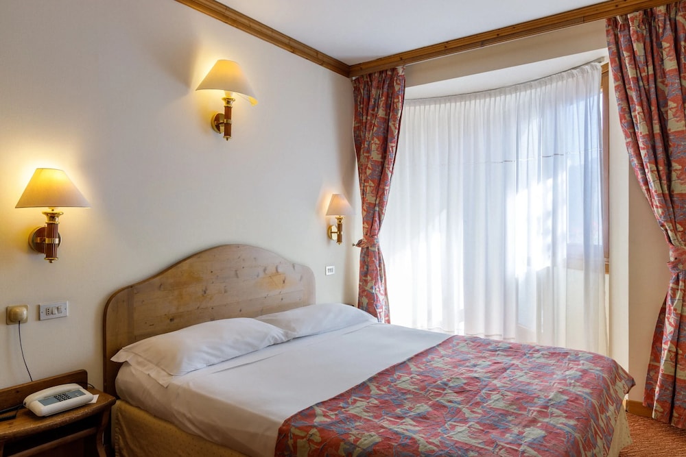 CLASSIC, DOUBLE OR TWIN BED