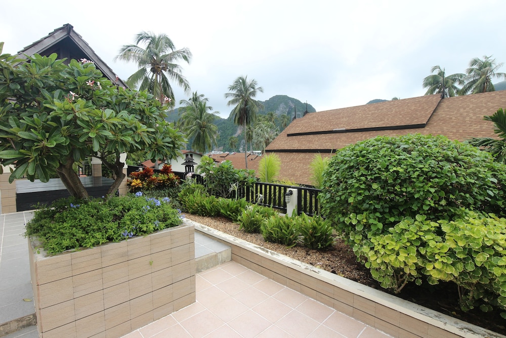 PHI PHI BANYAN VILLA 56/61