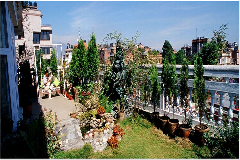 Himalaya Apartment Hotel 22/24