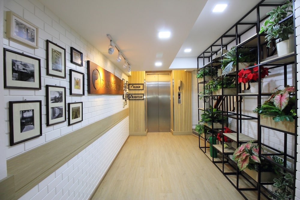 Oyo 482 Pannee Lodge Khaosan (sha Plus) 6/67