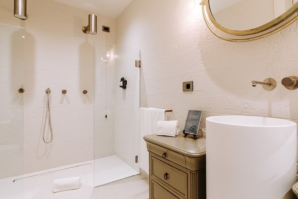 Paragon 700 Boutique Hotel & SPA 45/50