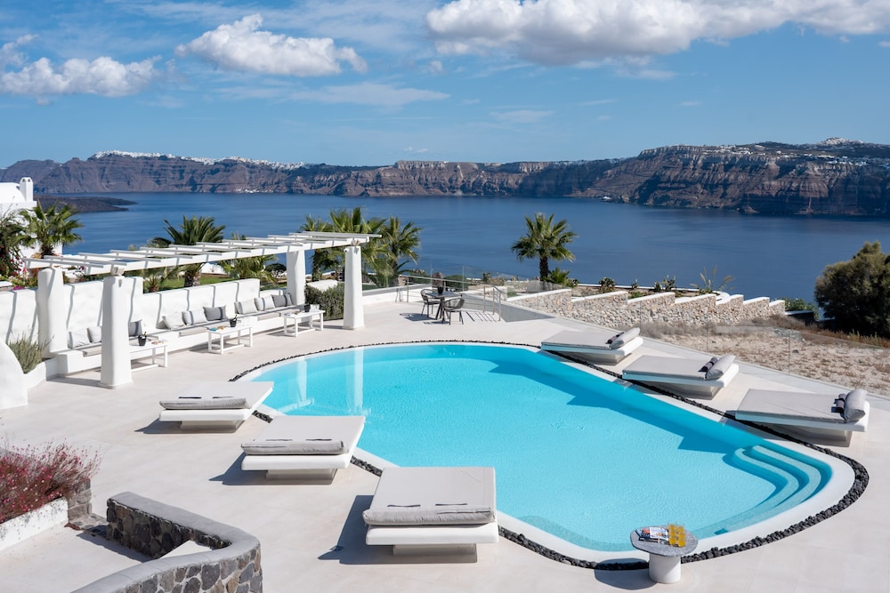Elements Of Caldera Suites 41/50
