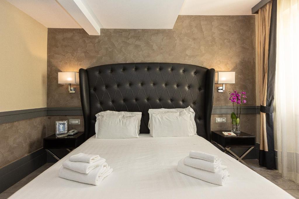 Junior Suite, Classic, Hotel Castellino Roma 4/7