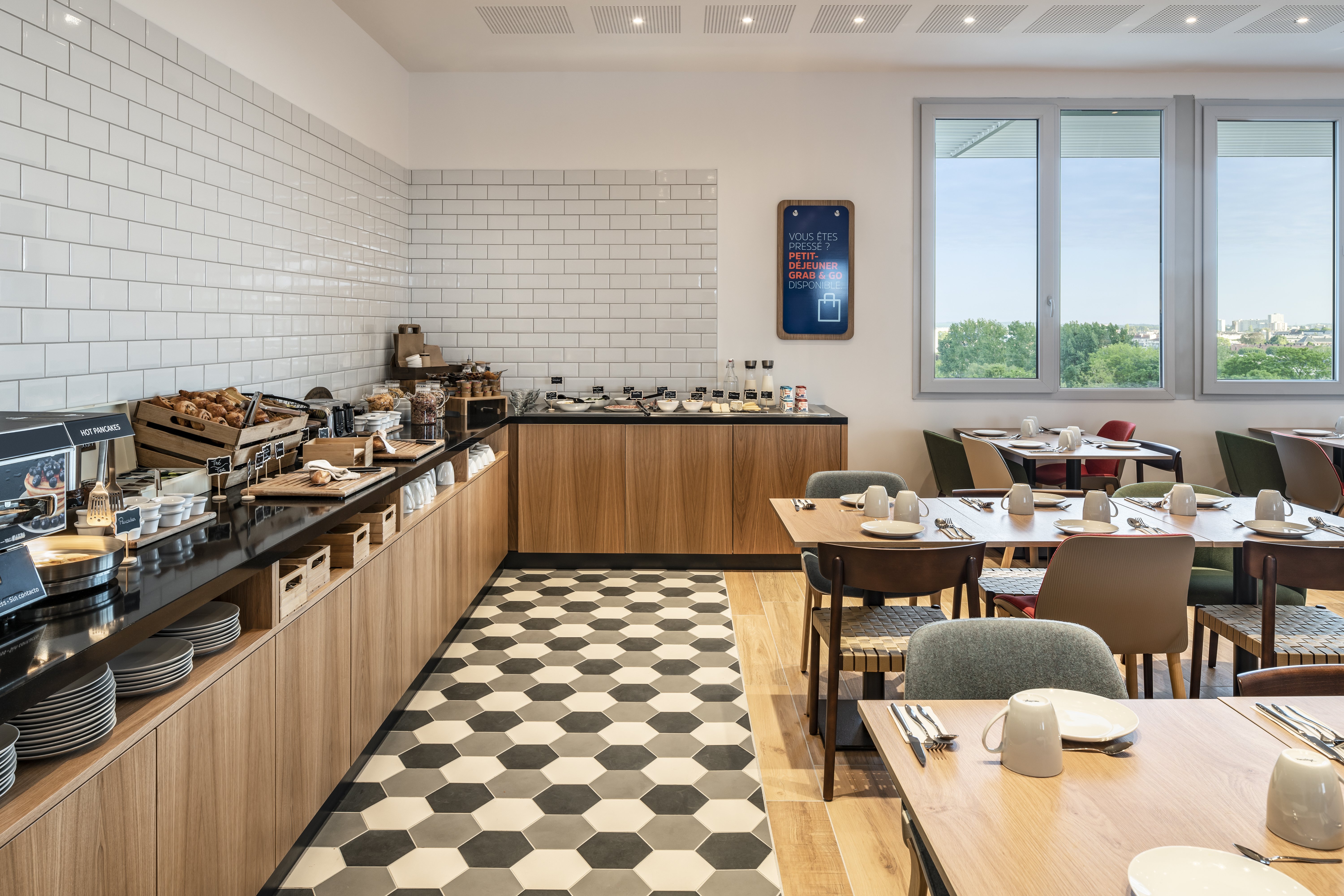Holiday Inn Express & Suites Reims - Rives de Vesle 9/16