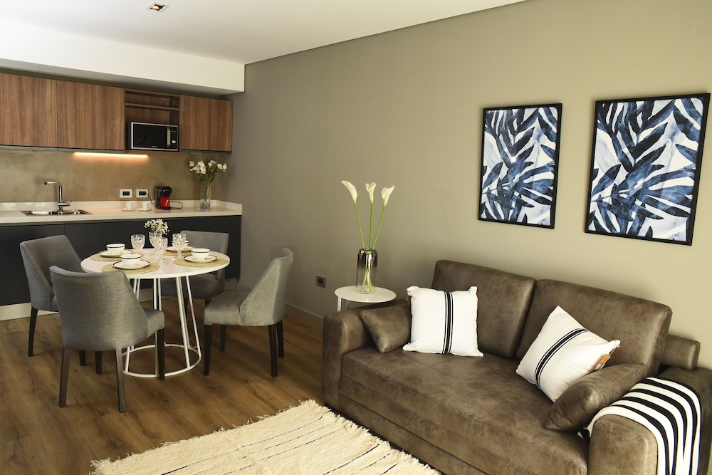 GHL Collection Hotel Soho Suites 36/44