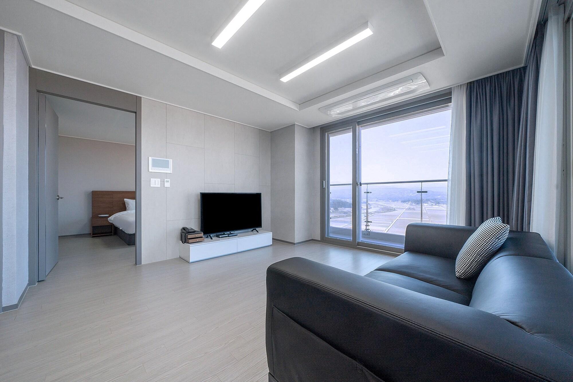Chonpines Ocean Suites 25/50