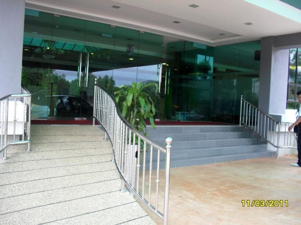 Sutera Hotel 9/43