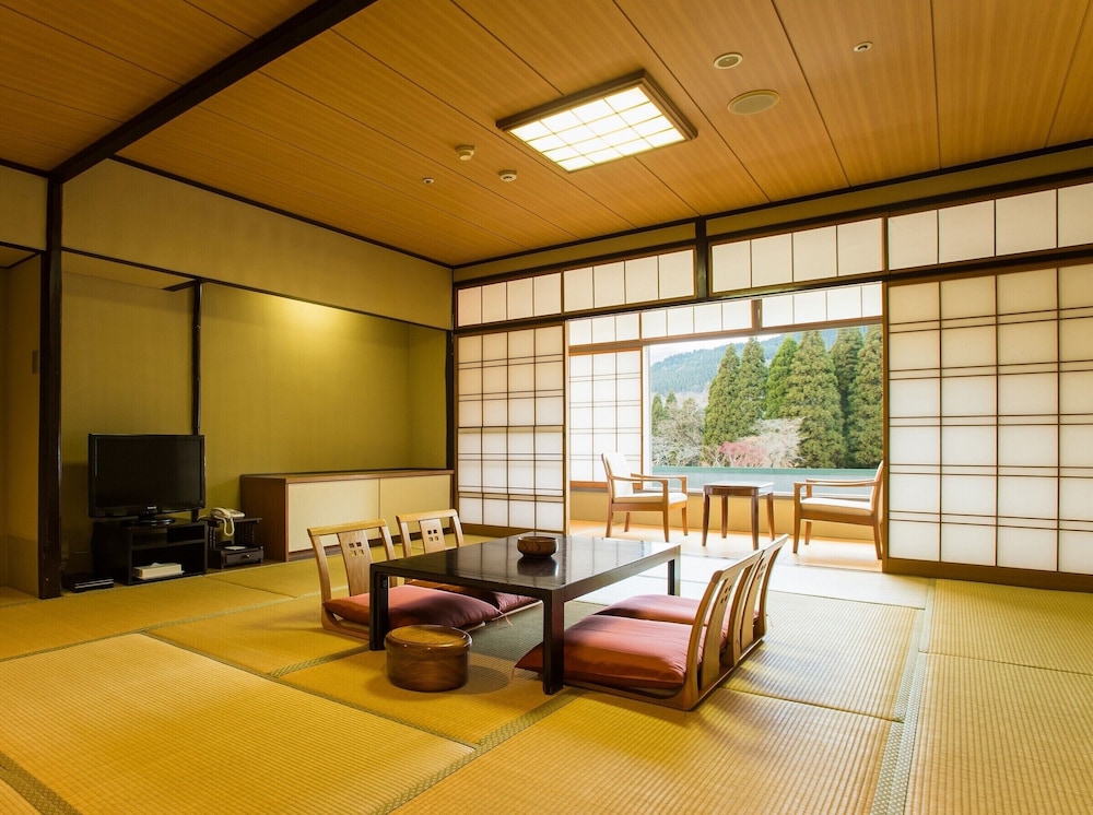 JAPANESE, TATAMI