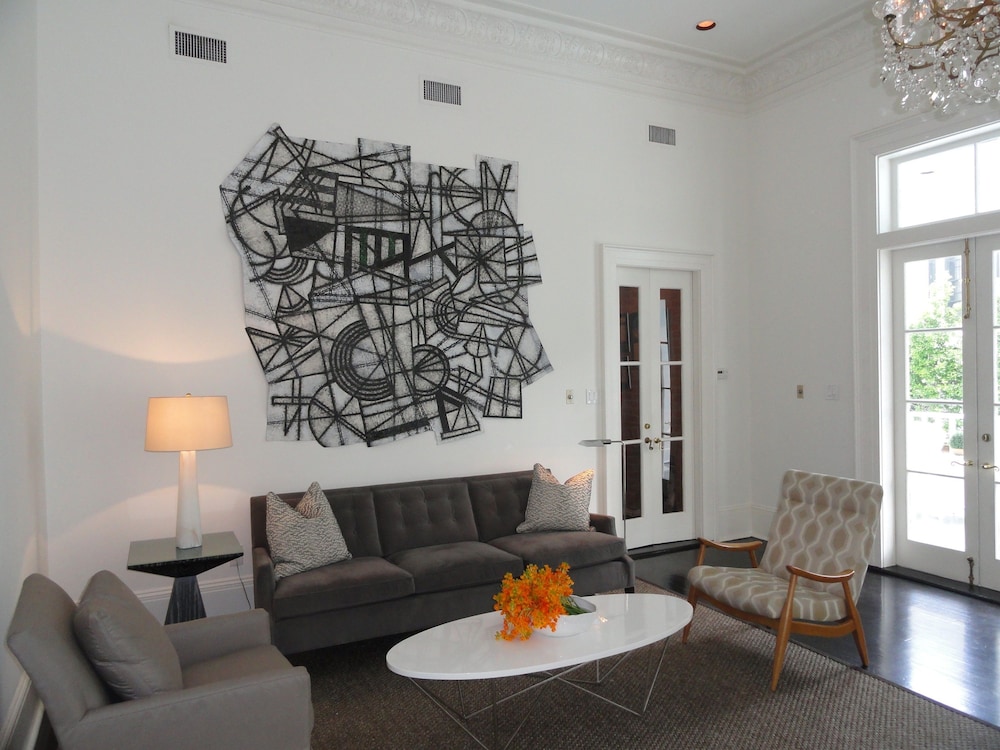 Melrose Mansion 37/68