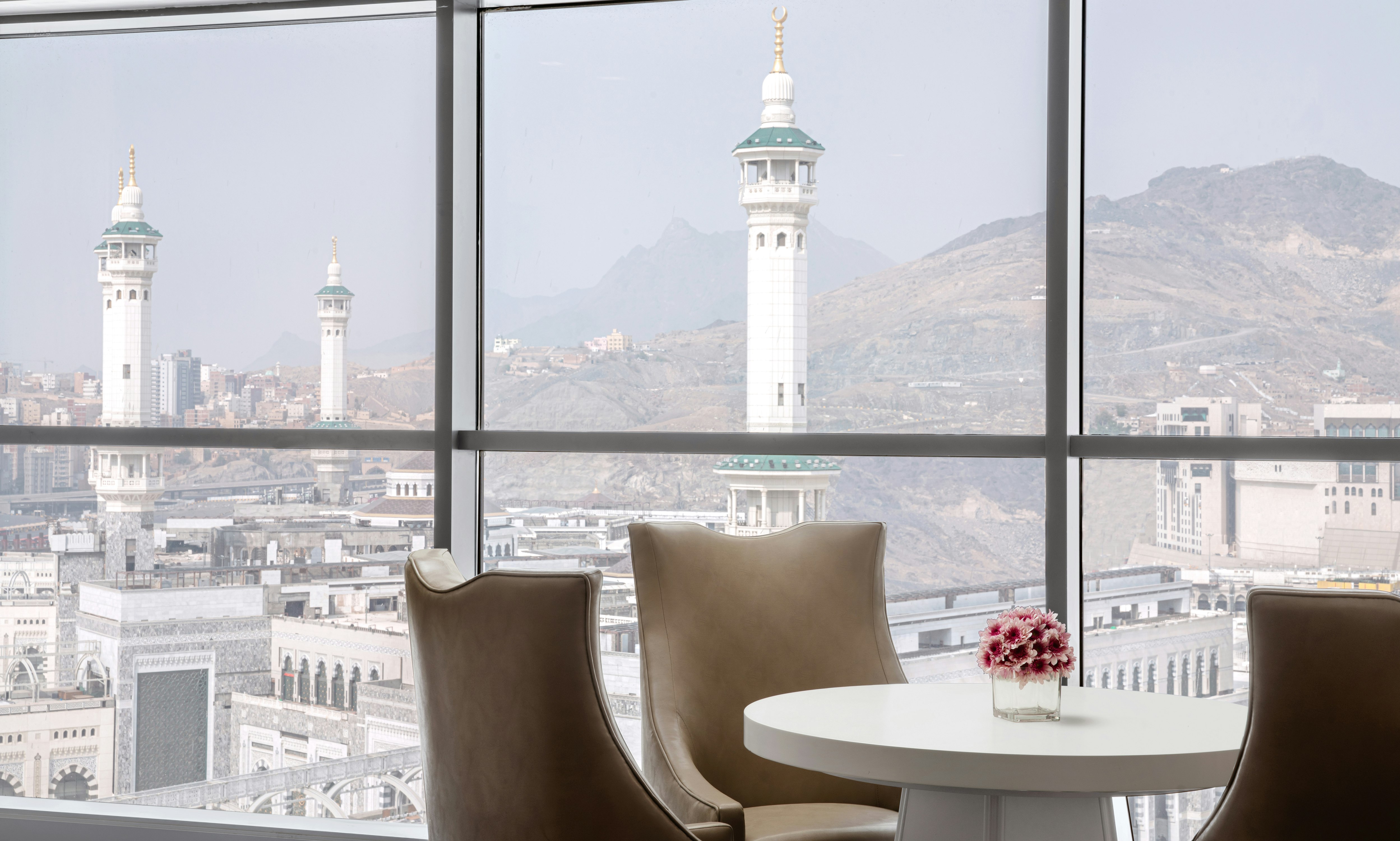 مكة هيلتون للمؤتمرات(Hilton Hotel & Convention Jabal Omar Makkah) 63/80