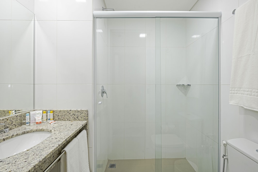 Slim Hotel Curitiba Joao Bettega 44/50