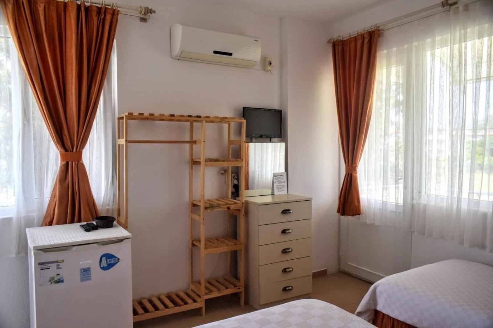 Elit Hotel Palamutbuku 33/37