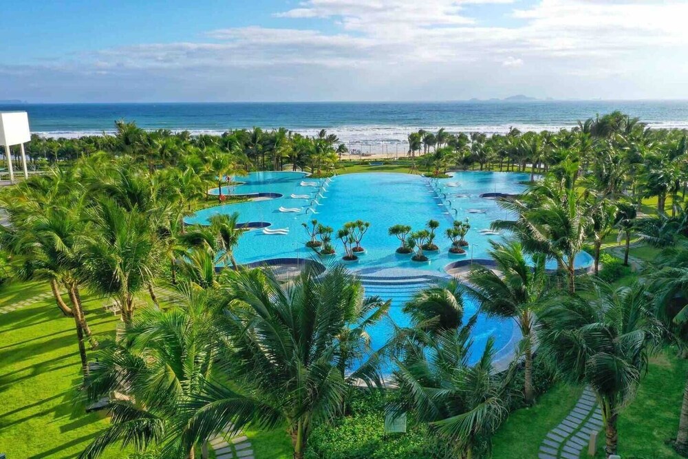 Arena Cam Ranh Ocean View Resort 40/50
