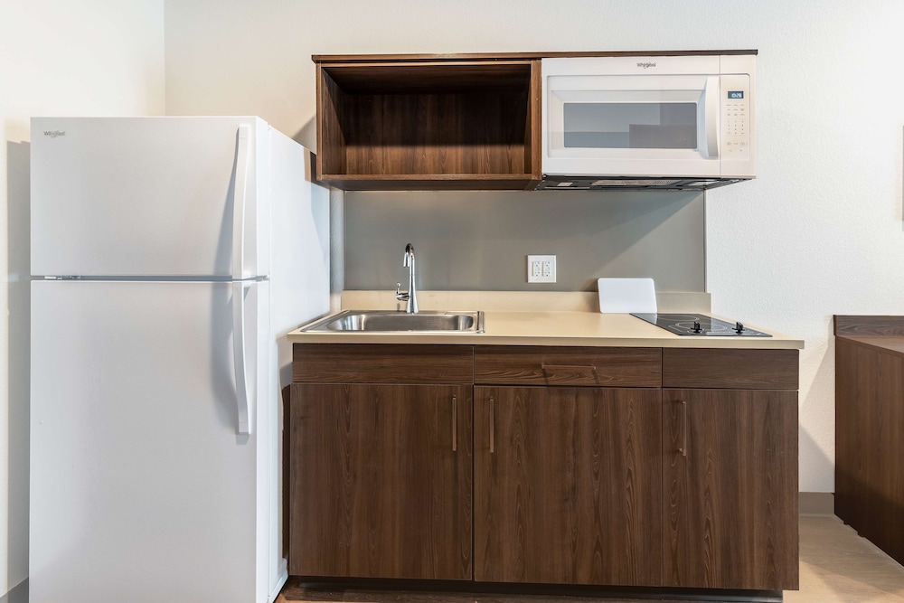 Woodspring Suites Riverside Norco 6/49