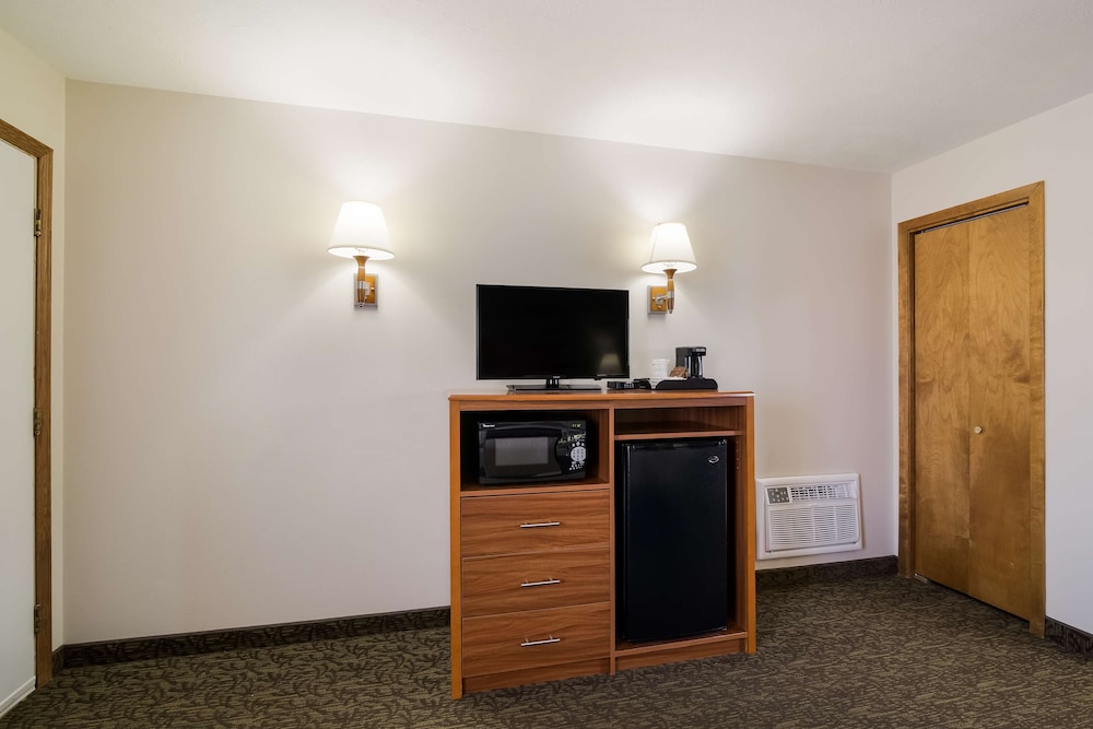Best Western Graham's 8/36