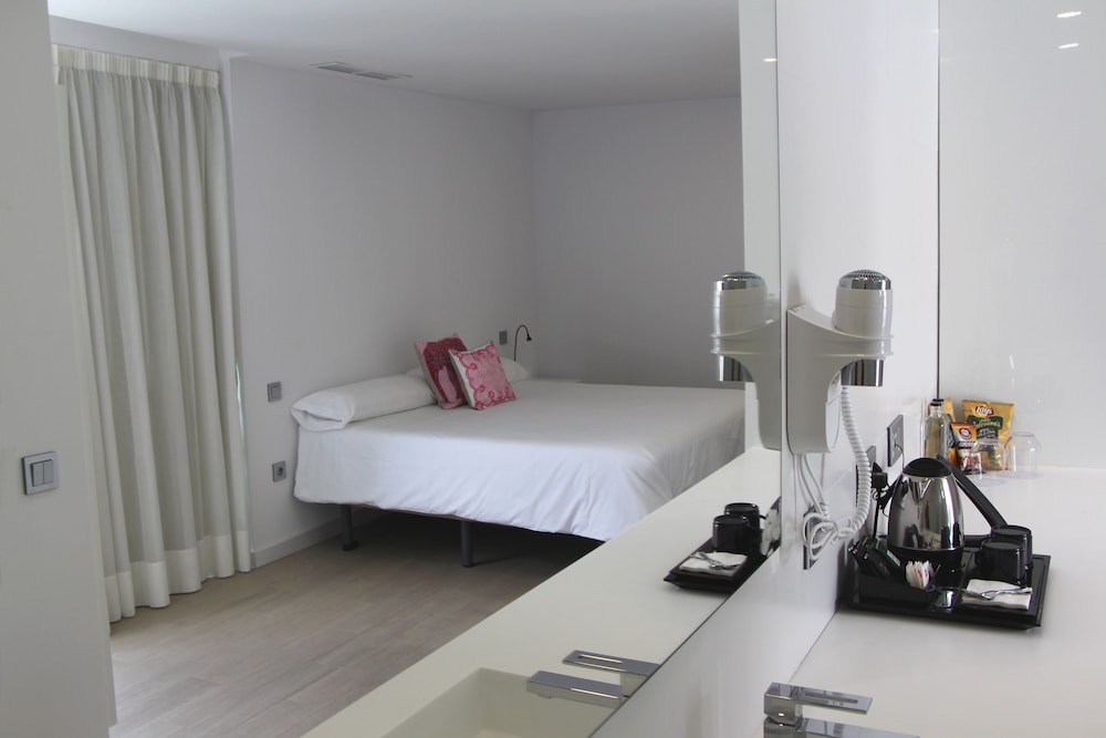 Seven Hotel And Wellness Gay Men Only 13/63