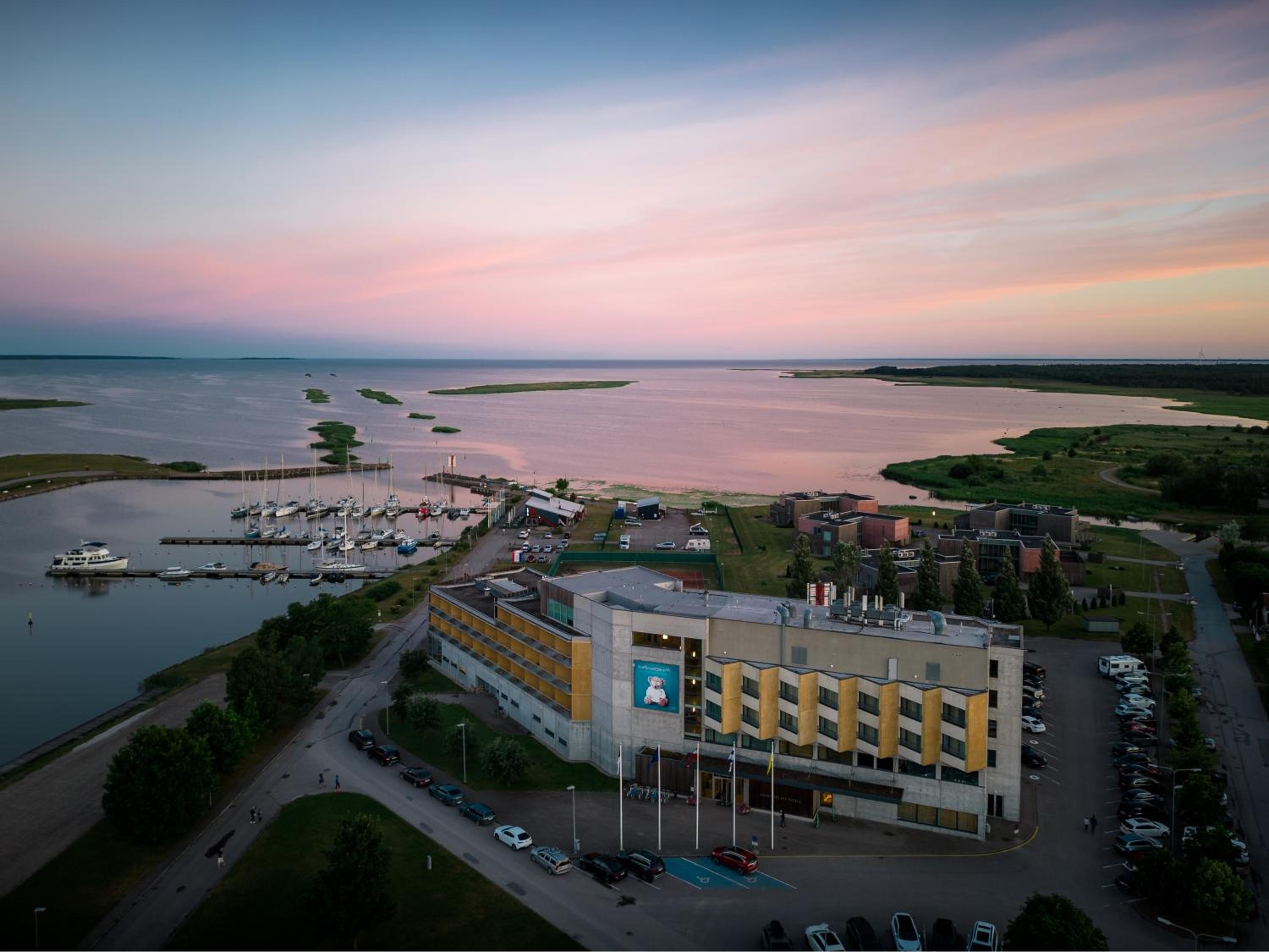 Georg Ots Spa Hotel 48/52