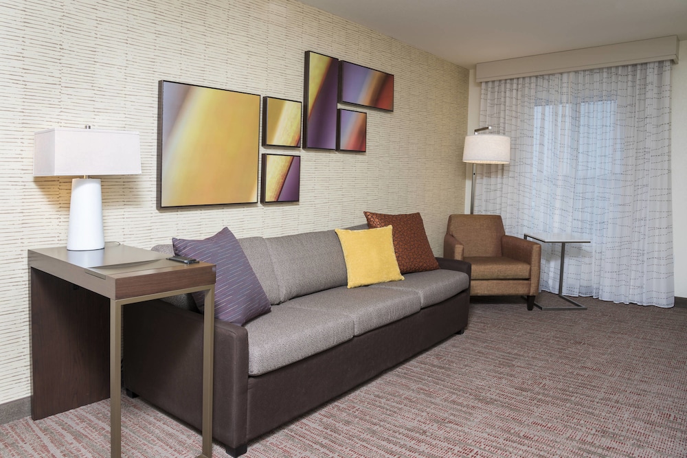 RESIDENCE INN GREEN BAY DOWNTOWN 30/58